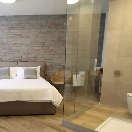 Rezidenca Ortus 3* アンカラン